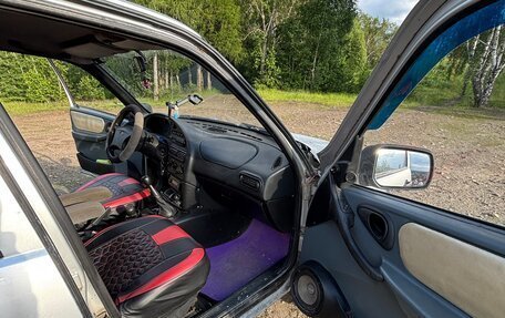 Chevrolet Niva I рестайлинг, 2003 год, 400 000 рублей, 7 фотография