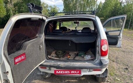 Chevrolet Niva I рестайлинг, 2003 год, 400 000 рублей, 6 фотография