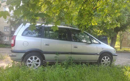 Opel Zafira A рестайлинг, 2004 год, 550 000 рублей, 5 фотография