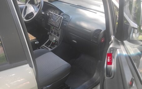 Opel Zafira A рестайлинг, 2004 год, 550 000 рублей, 7 фотография