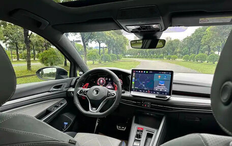 Volkswagen Golf VIII, 2025 год, 2 378 000 рублей, 10 фотография