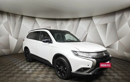 Mitsubishi Outlander III рестайлинг 3, 2022 год, 2 895 000 рублей, 3 фотография
