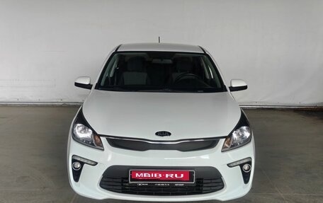 KIA Rio IV, 2017 год, 1 400 000 рублей, 2 фотография