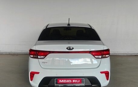 KIA Rio IV, 2017 год, 1 400 000 рублей, 6 фотография