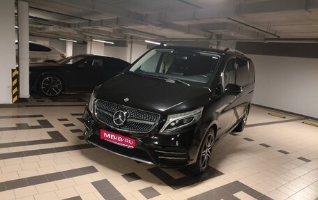 Mercedes-Benz V-Класс, 2017 год, 5 100 000 рублей, 1 фотография