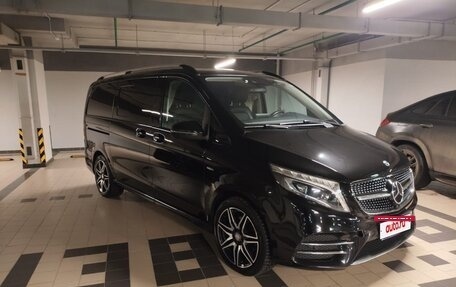 Mercedes-Benz V-Класс, 2017 год, 5 100 000 рублей, 2 фотография