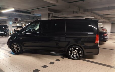 Mercedes-Benz V-Класс, 2017 год, 5 100 000 рублей, 8 фотография