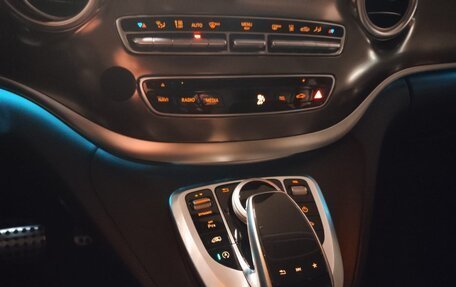 Mercedes-Benz V-Класс, 2017 год, 5 100 000 рублей, 9 фотография