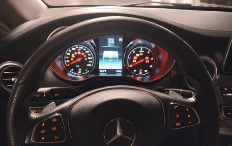 Mercedes-Benz V-Класс, 2017 год, 5 100 000 рублей, 11 фотография