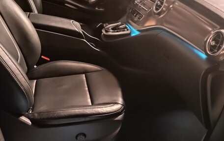 Mercedes-Benz V-Класс, 2017 год, 5 100 000 рублей, 18 фотография