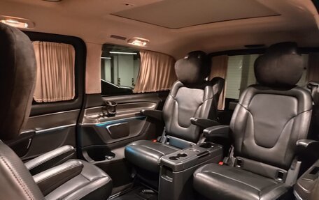 Mercedes-Benz V-Класс, 2017 год, 5 100 000 рублей, 22 фотография