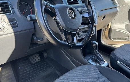 Volkswagen Polo VI (EU Market), 2016 год, 920 000 рублей, 11 фотография