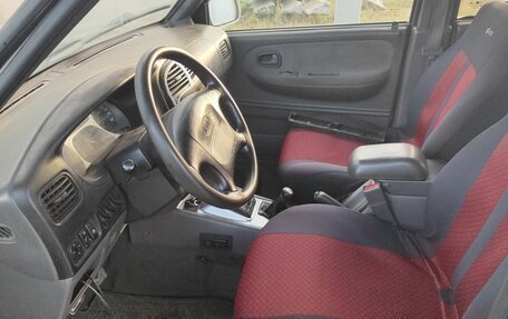 KIA Sportage IV рестайлинг, 2003 год, 180 000 рублей, 6 фотография