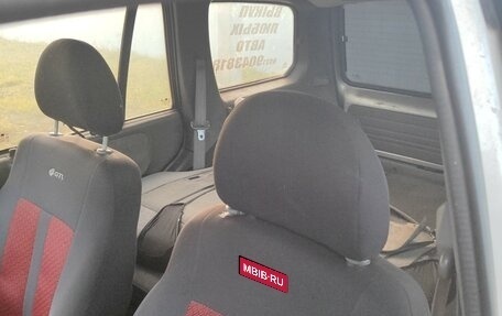 KIA Sportage IV рестайлинг, 2003 год, 180 000 рублей, 5 фотография