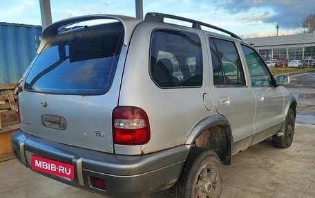 KIA Sportage IV рестайлинг, 2003 год, 180 000 рублей, 3 фотография