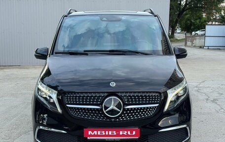 Mercedes-Benz V-Класс, 2019 год, 5 980 000 рублей, 6 фотография