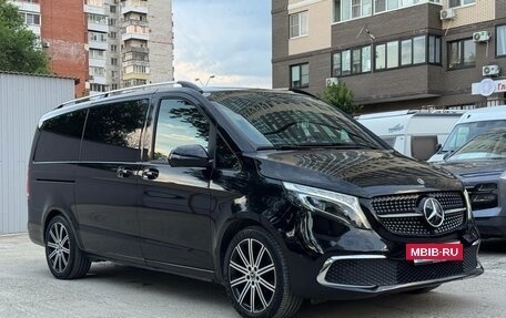 Mercedes-Benz V-Класс, 2019 год, 5 980 000 рублей, 5 фотография