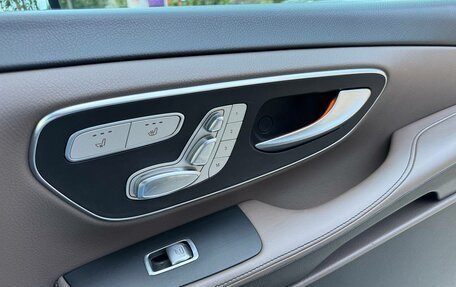 Mercedes-Benz V-Класс, 2019 год, 5 980 000 рублей, 21 фотография