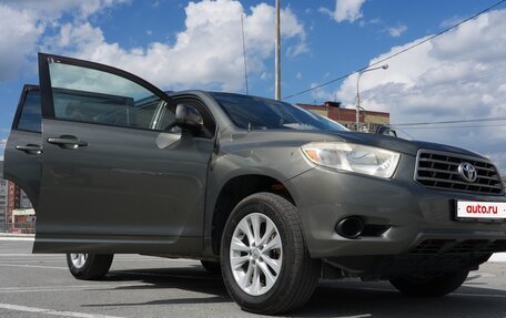 Toyota Highlander III, 2009 год, 1 690 000 рублей, 15 фотография