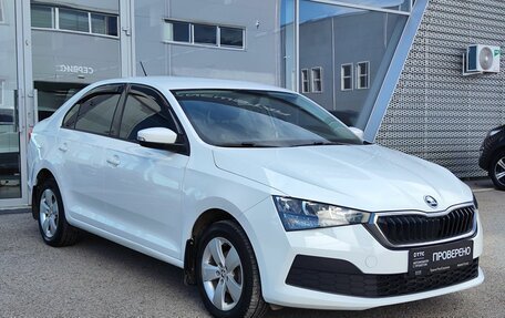 Skoda Rapid II, 2021 год, 1 650 000 рублей, 3 фотография