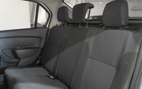Renault Logan II, 2019 год, 1 195 000 рублей, 11 фотография