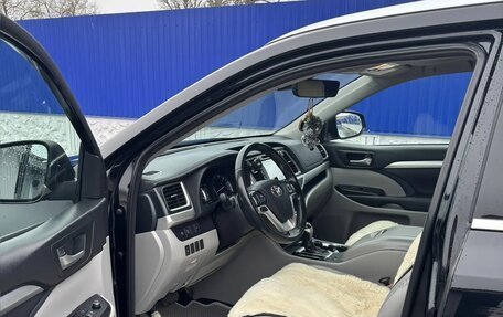 Toyota Highlander III, 2018 год, 3 600 000 рублей, 5 фотография
