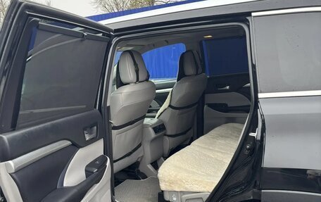 Toyota Highlander III, 2018 год, 3 600 000 рублей, 6 фотография