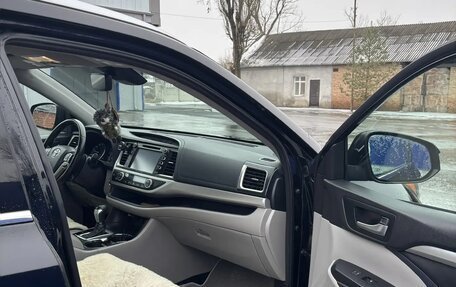 Toyota Highlander III, 2018 год, 3 600 000 рублей, 7 фотография