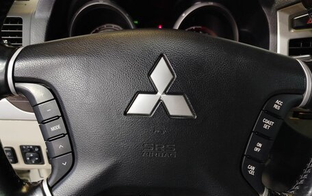 Mitsubishi Pajero IV, 2021 год, 3 425 000 рублей, 19 фотография