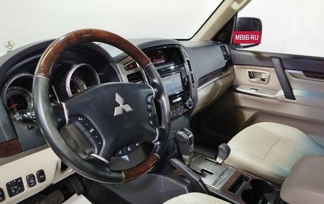 Mitsubishi Pajero IV, 2021 год, 3 425 000 рублей, 24 фотография