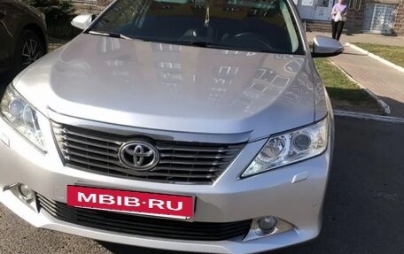 Toyota Camry, 2013 год, 1 550 000 рублей, 2 фотография