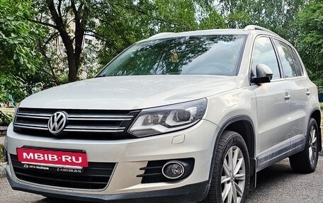 Volkswagen Tiguan I, 2013 год, 1 850 000 рублей, 2 фотография