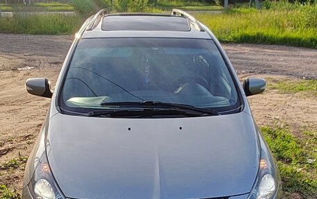 Mitsubishi Grandis, 2006 год, 750 000 рублей, 3 фотография