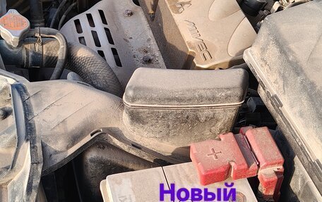 Mitsubishi Grandis, 2006 год, 750 000 рублей, 15 фотография