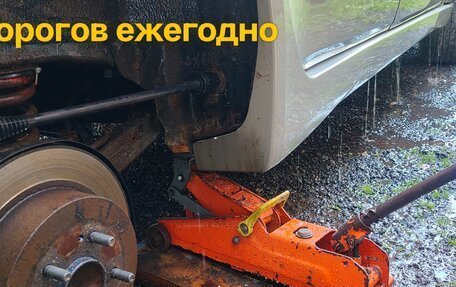 Mitsubishi Grandis, 2006 год, 750 000 рублей, 23 фотография