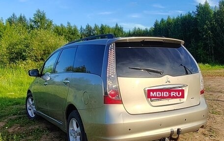 Mitsubishi Grandis, 2006 год, 750 000 рублей, 6 фотография