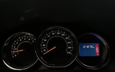 Renault Sandero II рестайлинг, 2016 год, 1 050 000 рублей, 19 фотография