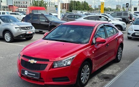 Chevrolet Cruze II, 2012 год, 635 000 рублей, 3 фотография
