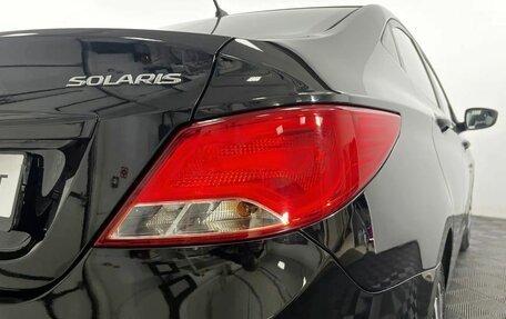 Hyundai Solaris II рестайлинг, 2015 год, 1 000 000 рублей, 20 фотография