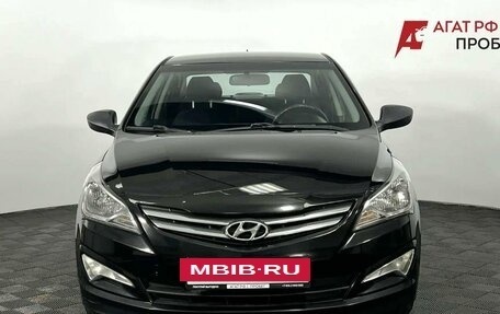 Hyundai Solaris II рестайлинг, 2015 год, 1 000 000 рублей, 3 фотография