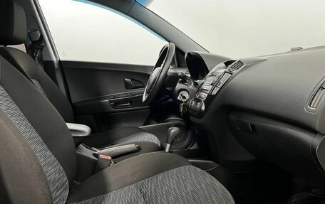 KIA cee'd I рестайлинг, 2009 год, 820 000 рублей, 13 фотография