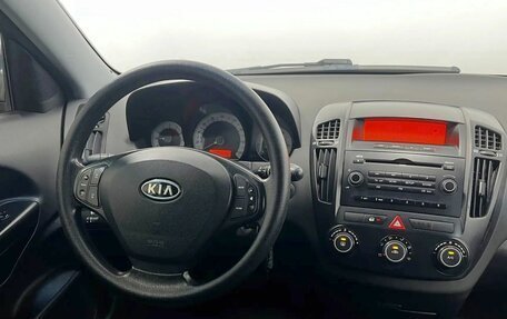 KIA cee'd I рестайлинг, 2009 год, 820 000 рублей, 16 фотография