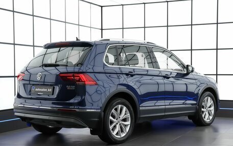 Volkswagen Tiguan II, 2017 год, 2 350 000 рублей, 4 фотография