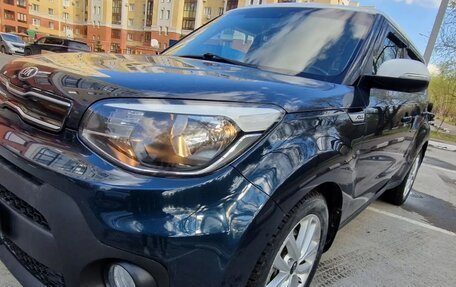KIA Soul II рестайлинг, 2017 год, 1 570 000 рублей, 2 фотография
