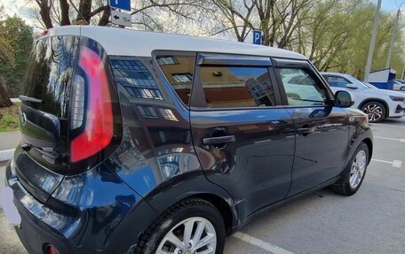 KIA Soul II рестайлинг, 2017 год, 1 570 000 рублей, 6 фотография