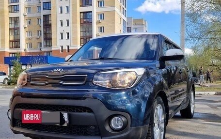 KIA Soul II рестайлинг, 2017 год, 1 570 000 рублей, 5 фотография