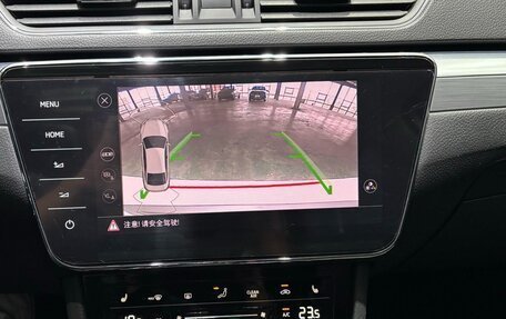 Skoda Superb III рестайлинг, 2021 год, 1 800 000 рублей, 12 фотография