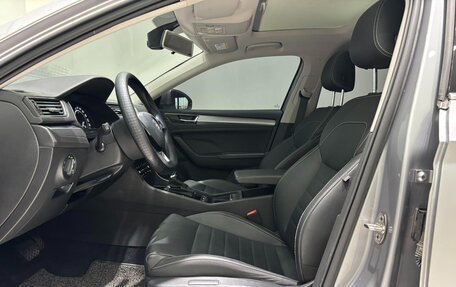 Skoda Superb III рестайлинг, 2021 год, 1 800 000 рублей, 6 фотография