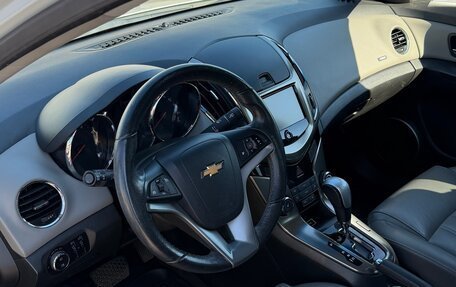 Chevrolet Cruze II, 2013 год, 820 000 рублей, 7 фотография