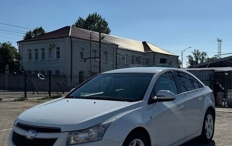 Chevrolet Cruze II, 2013 год, 820 000 рублей, 3 фотография